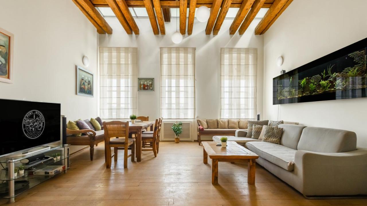 Old Port Lux Riverview Duplex In Center Belgrade